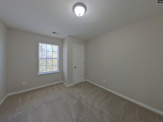 Building Photo - 653 Dawsons Park Wy