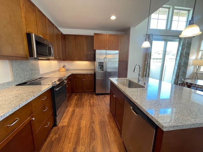 Building Photo - Pet Friendly Kahoma Village Furnished Three Bedroom