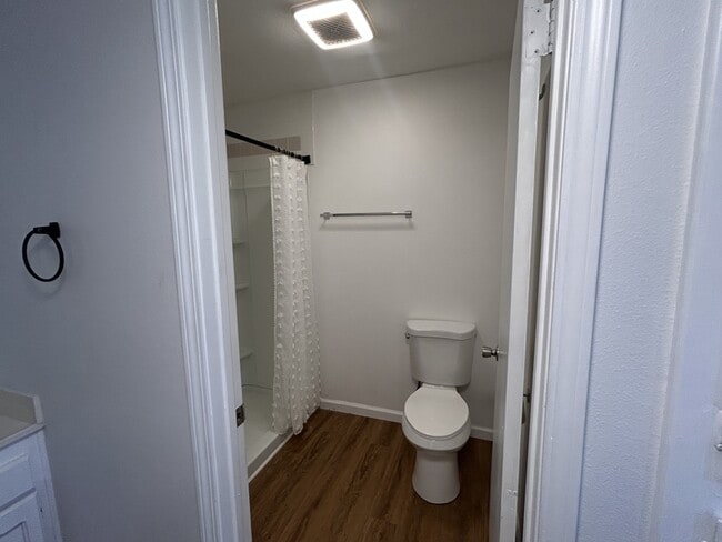 Building Photo - 1190 Ramar Rd