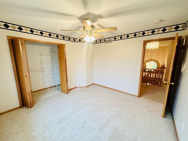 Building Photo - Stunning 6-Bedroom Corner-Lot Home w/ Luxury Finishes & Entertainer’s Layout