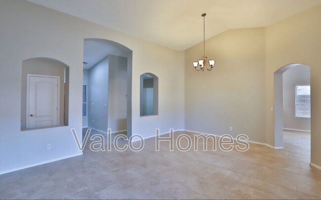 Building Photo - 1593 E Wildhorse Pl