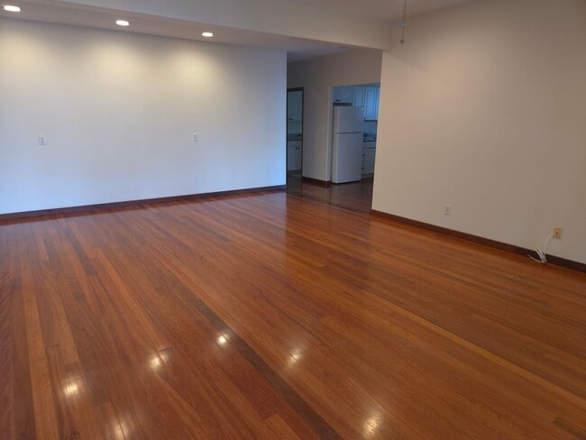 Building Photo - Lilipuna Rd. A-B