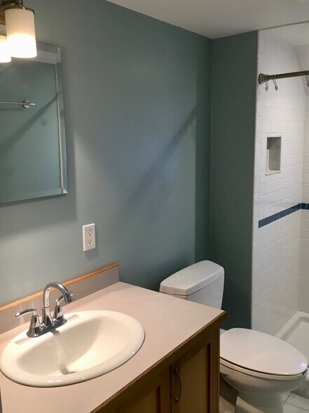 Bathroom - 26 Grove St