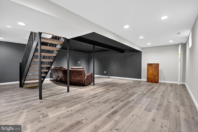 Building Photo - 14982 Gold Post Ct