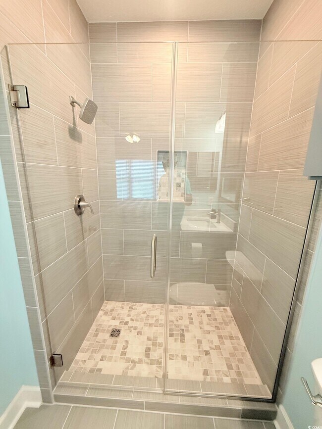 Building Photo - 4860 Carnation Cir
