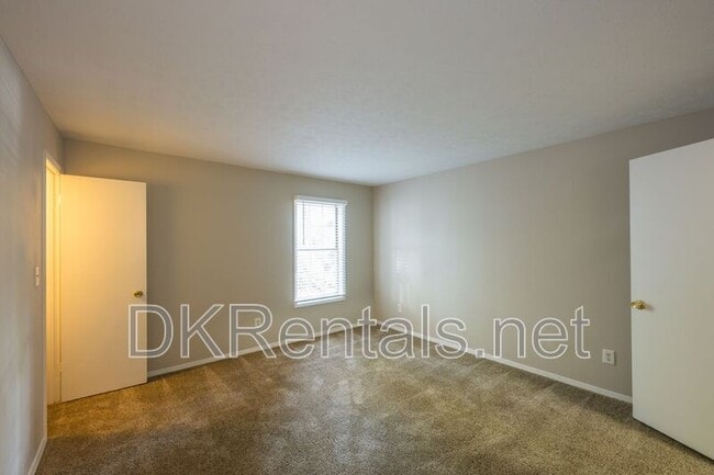 Building Photo - 602 Augusta Dr