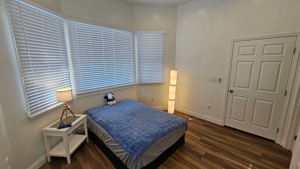Bedroom (only one shown) - 2084 W 24th St