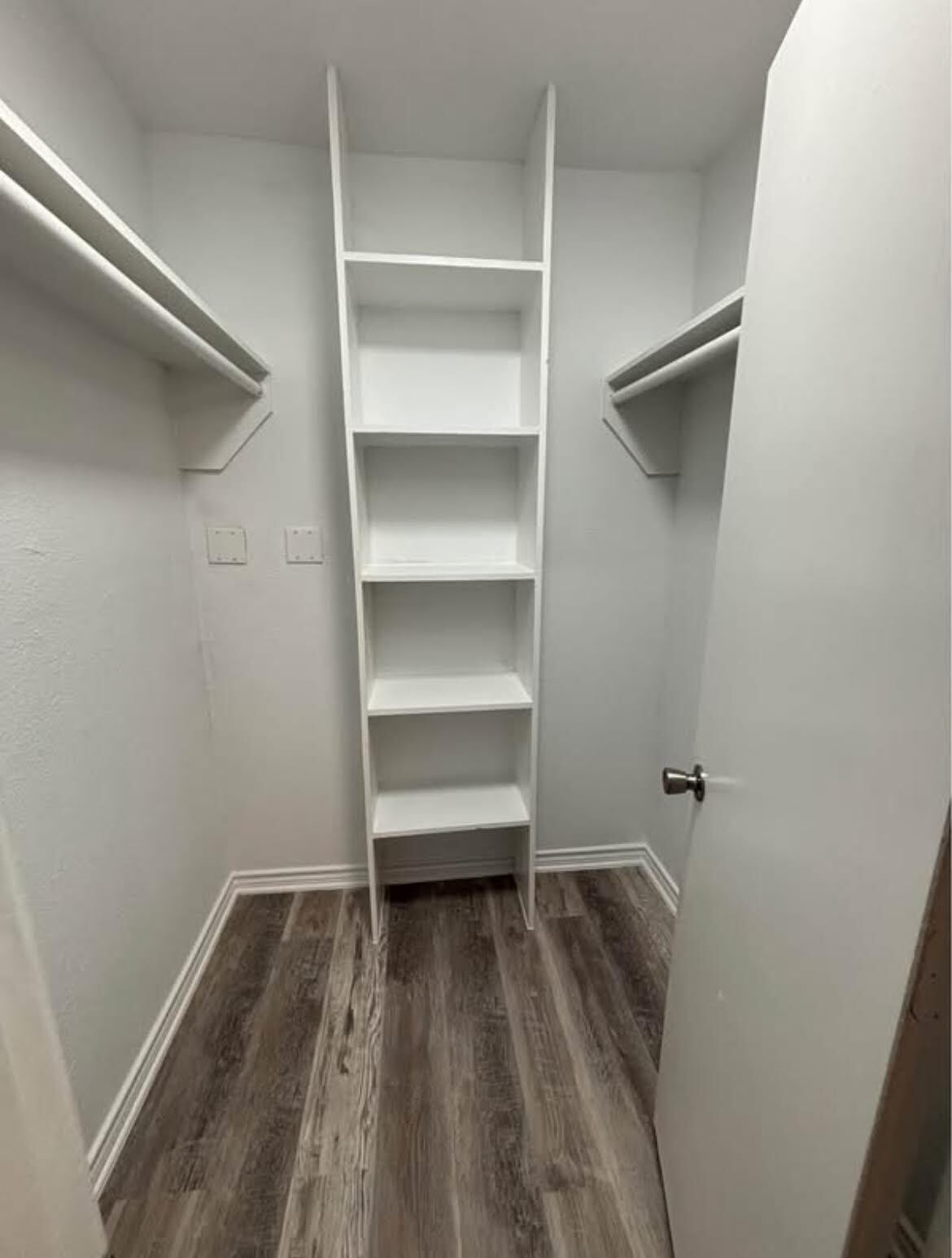 Building Photo - 5614 Harvest Hill Rd