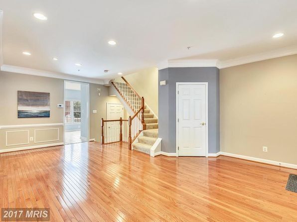 Building Photo - 8507 Cameron St