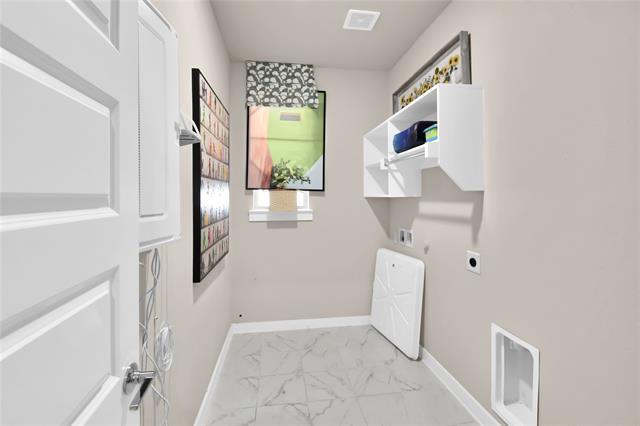 Building Photo - 1901 Crestwood Ln