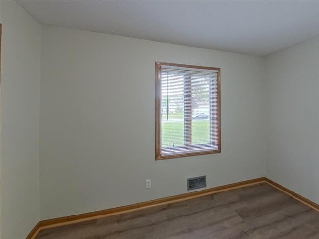 Building Photo - 14015 Flay Ave N