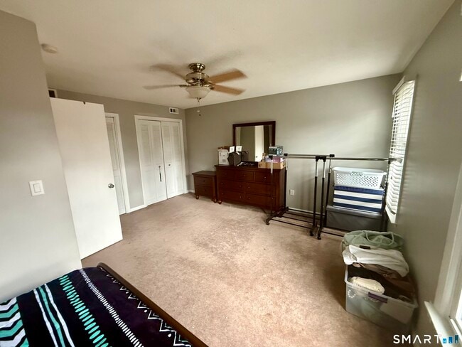 Building Photo - 527 Hilliard St