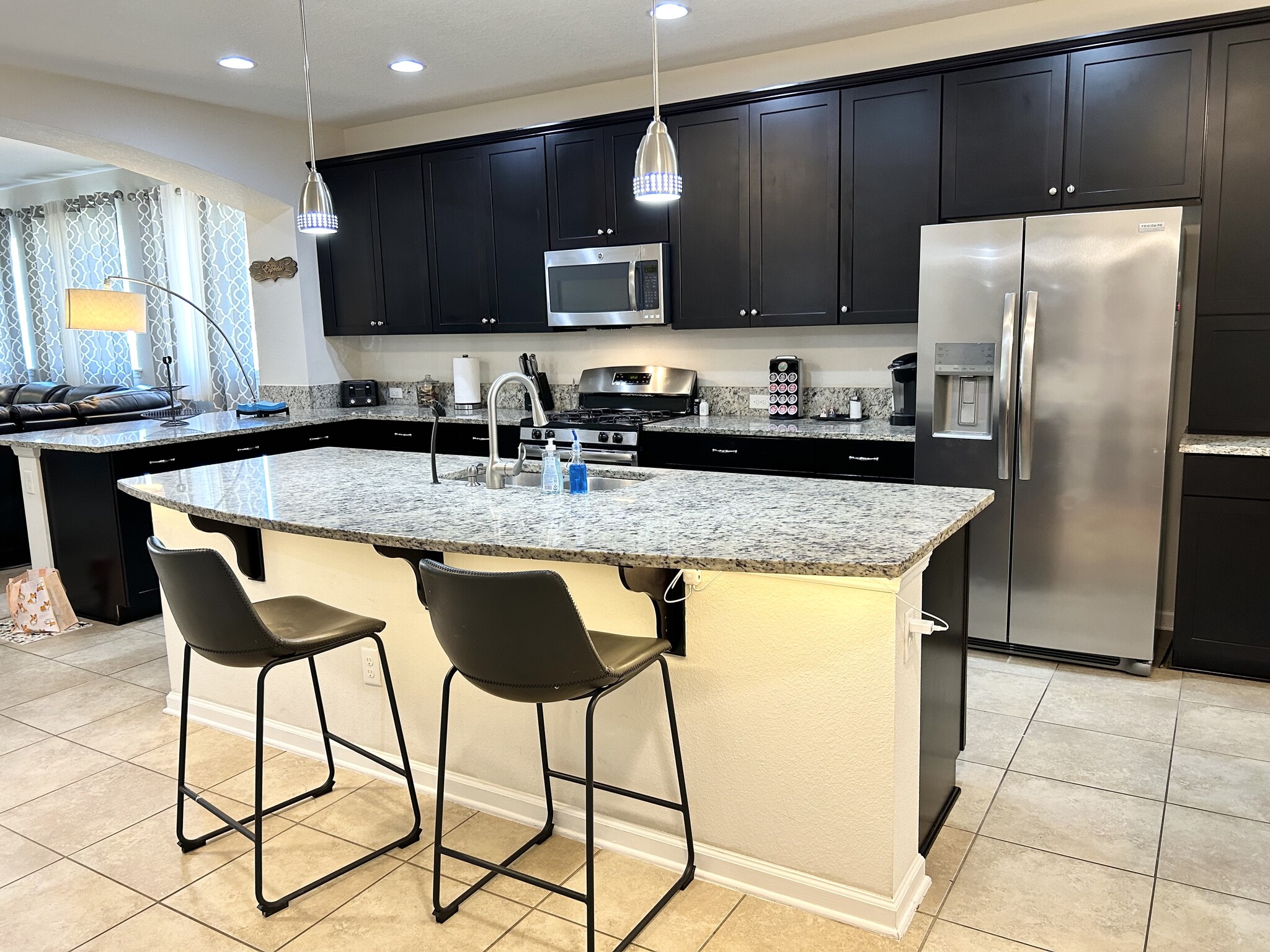Building Photo - 411 Citrus Ridge Dr