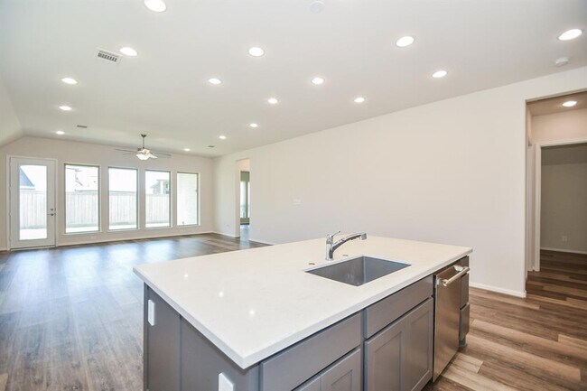 Building Photo - 10803 Spiny Caterpillar Ct