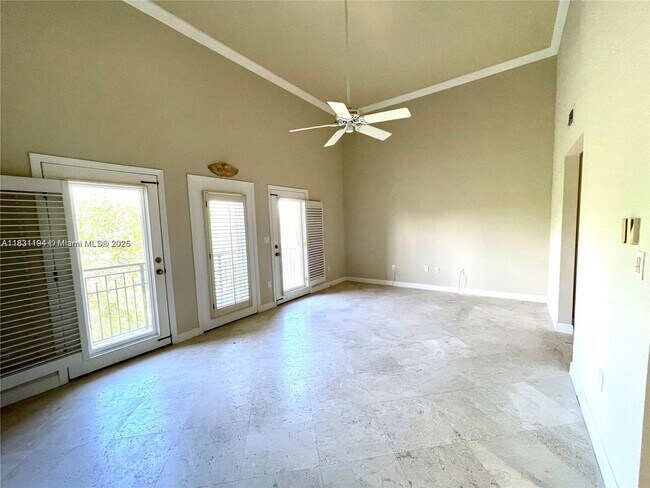 Building Photo - 6204 Paradise Point Dr