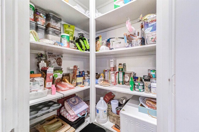 Building Photo - 3210 Montclair Orchard Trce