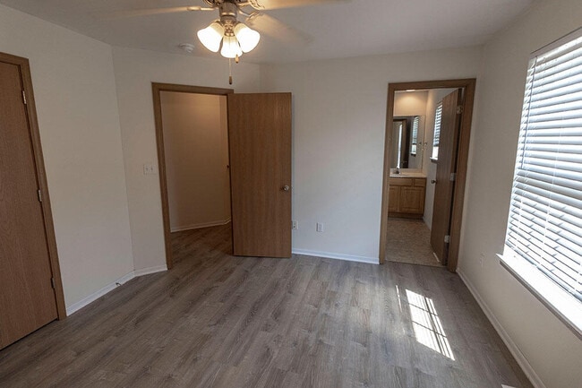 Building Photo - 1621 Citadel Dr