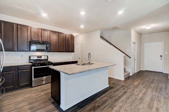 Building Photo - 15219 Selene View