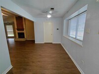 Building Photo - 3203 Mourning Dove Dr