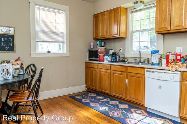 Building Photo - 5 br, 2 bath House - 1501 Wilson Ave.