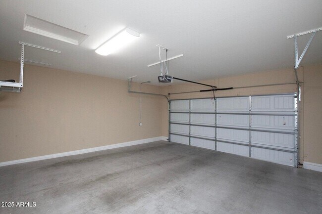 Building Photo - 21883 N 263rd Dr