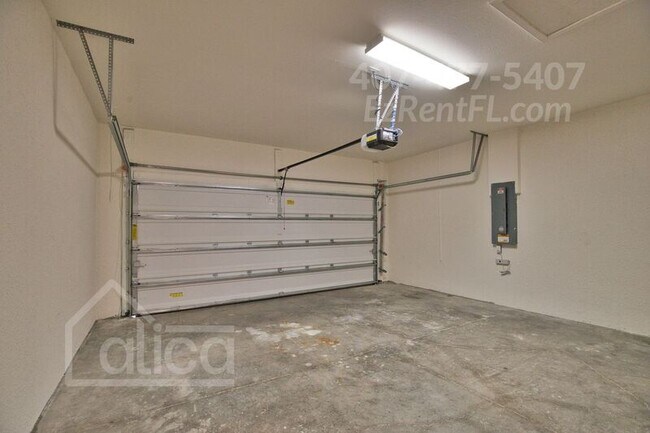 Building Photo - 5164 Tolson St