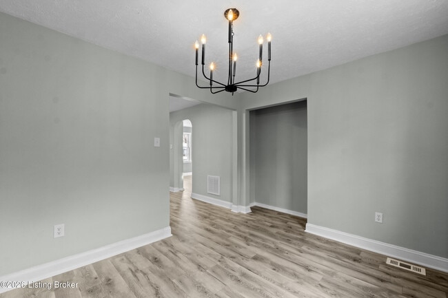 Building Photo - 1710 Pershing Ave