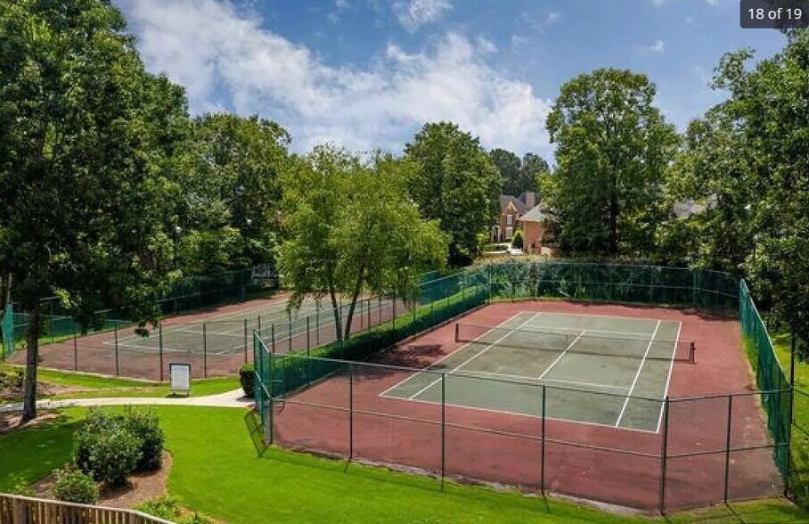 Building Photo - 601 Morning Sun Dr