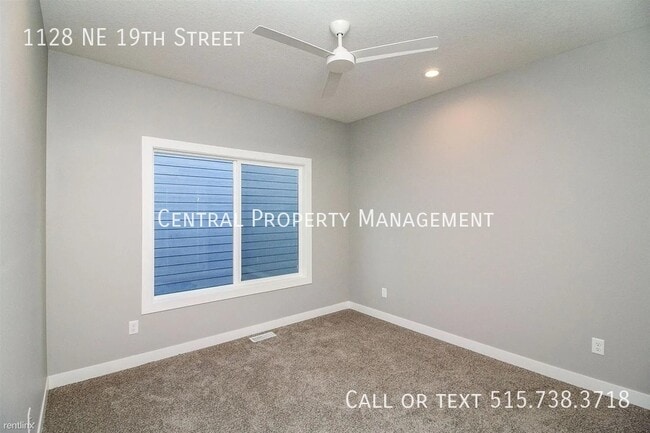 Building Photo - 1128 NE 19th St