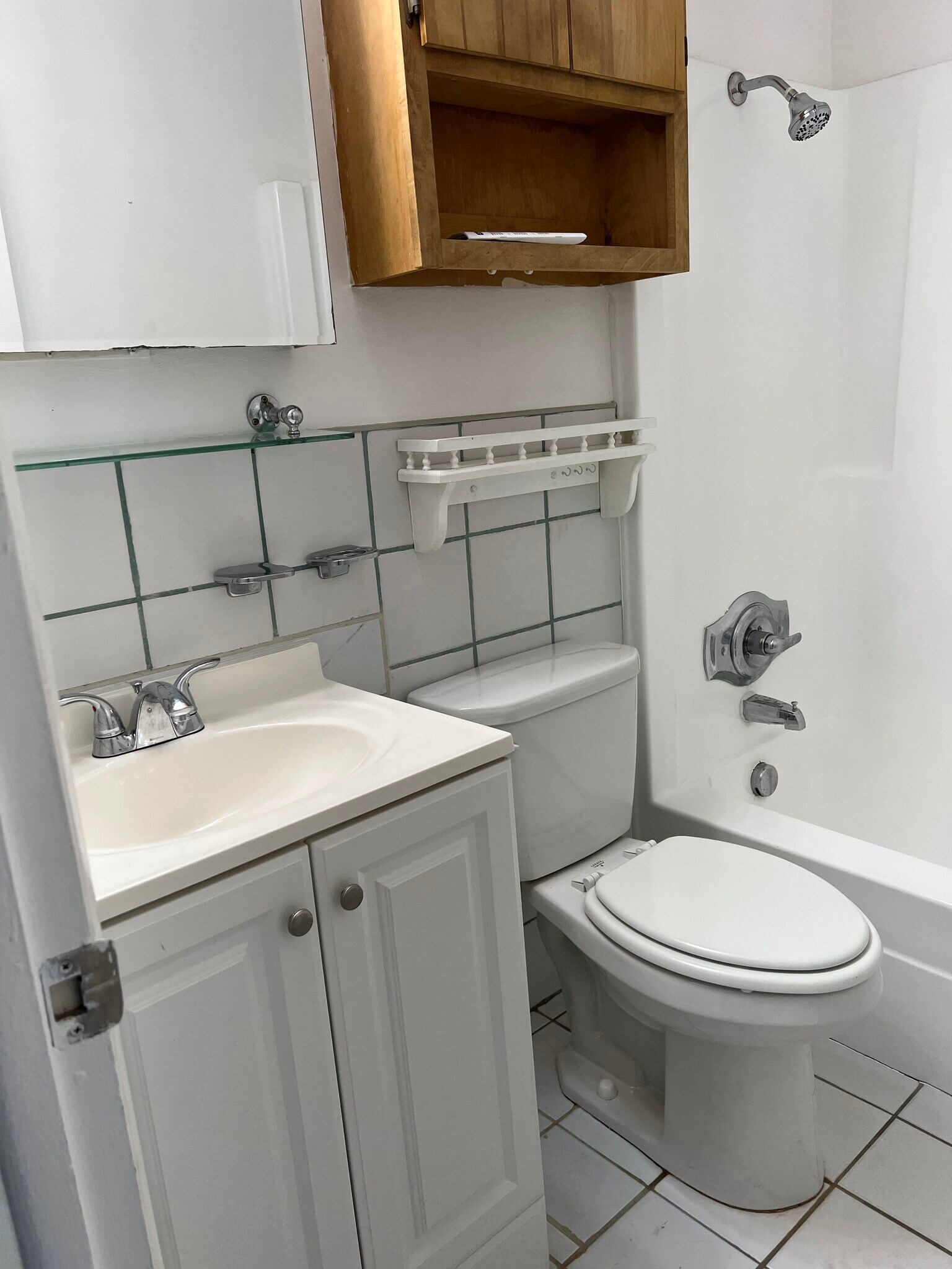 Building Photo - 5521 Bay Blvd