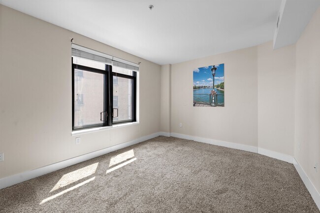 Building Photo - 1040 John F. Kennedy Blvd