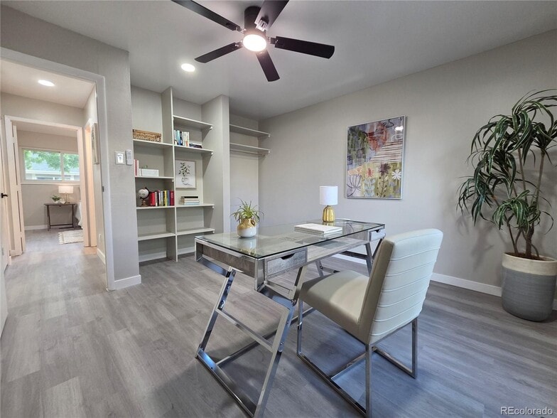 Building Photo - 1250 S Monaco Street Pky