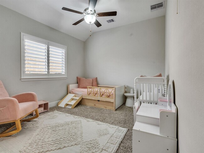 Building Photo - 122 Ballantyne Dr