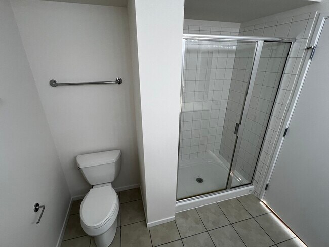 Building Photo - 9655 Woods Dr