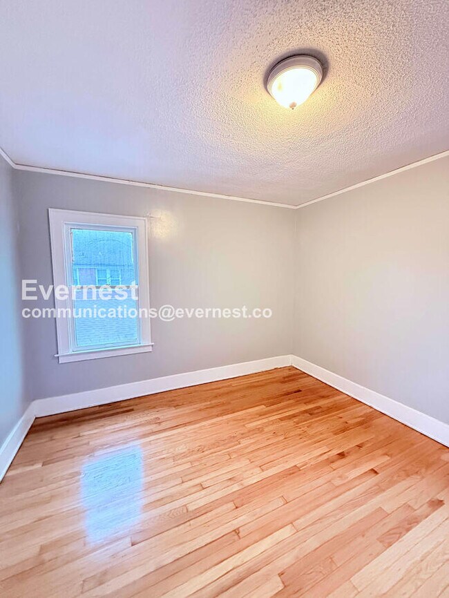 Building Photo - 12703 Northlawn St