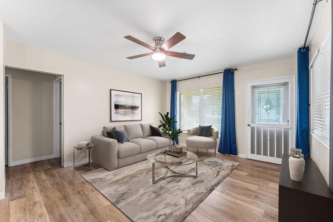 Building Photo - 4780 NE 8th Terrace