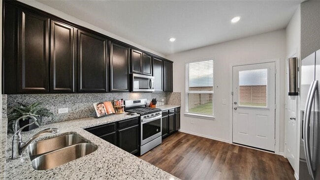 Building Photo - 5919 Waggoner Ranch Trail