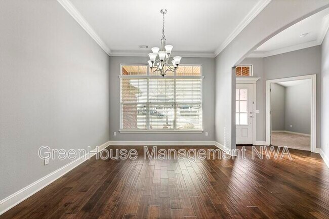 Building Photo - 4405 SW Eggersway Pl