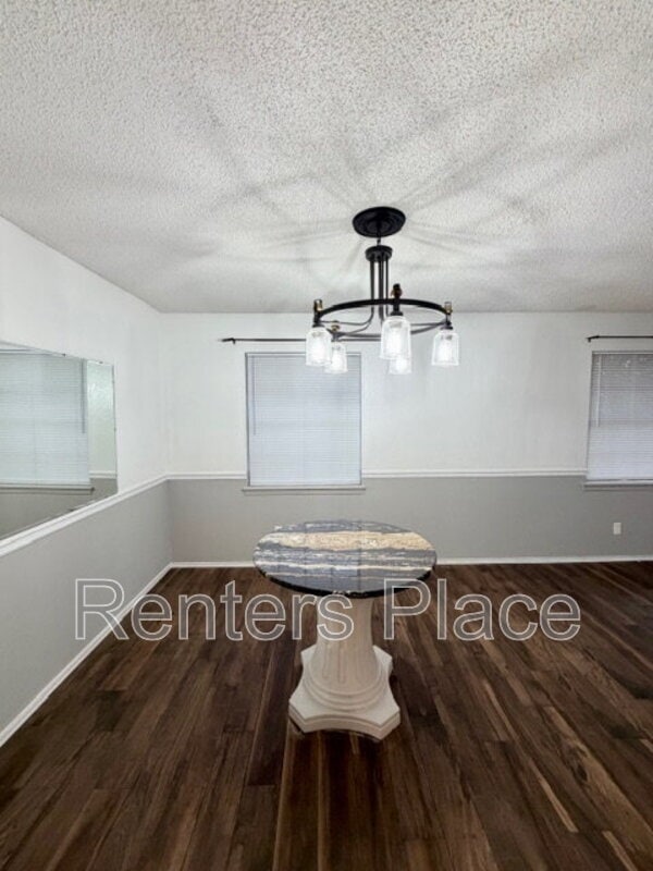 Building Photo - 6310 S 72nd E Pl