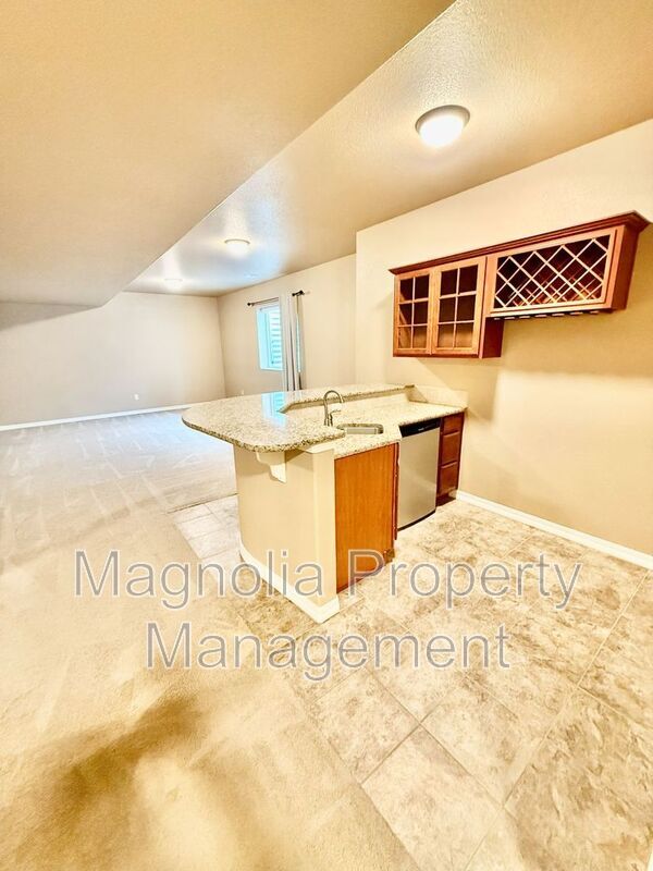 Building Photo - 9916 Wolf Lake Drive