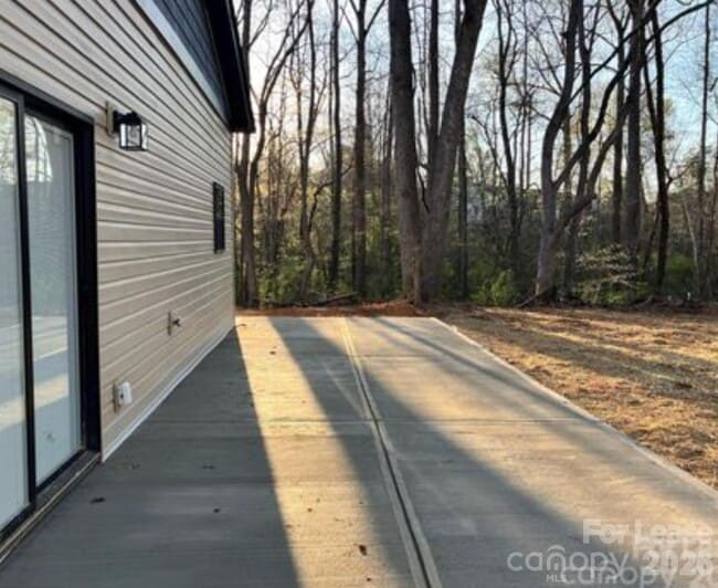 Building Photo - 2961 Beaty Rd