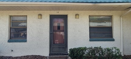 Building Photo - Two-Bedroom Villa in 55+ community