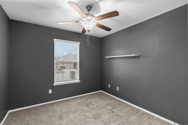 Building Photo - 9005 Holliday Ln