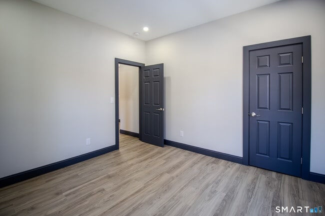 Building Photo - 133 North St