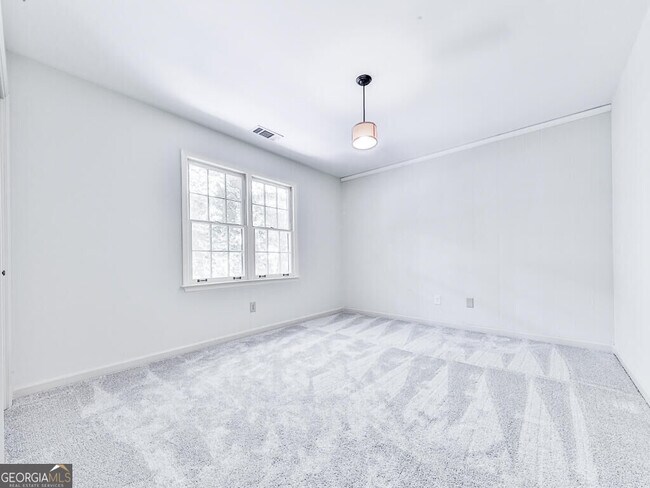 Building Photo - 1540 Brookcliff Cir