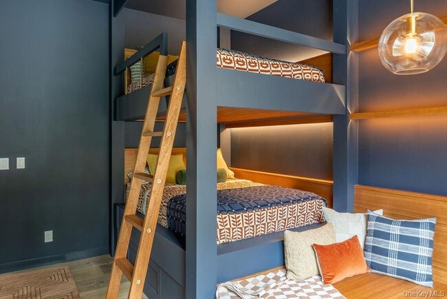 Building Photo - 72 Van Tine Rd