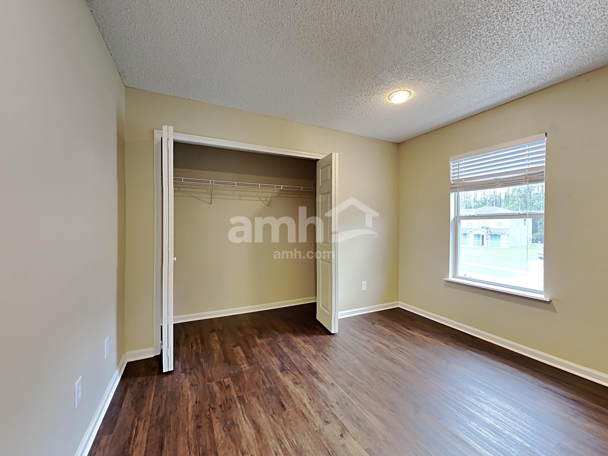 Building Photo - 9734 Hazel Lake Dr