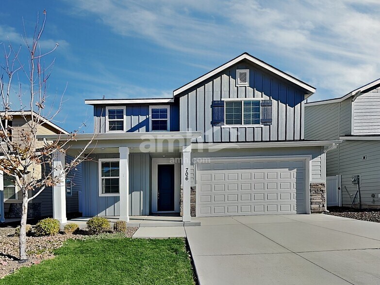 Primary Photo - 706 S Retort Ave