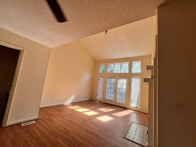 Building Photo - 600-811 Anderson Hwy.