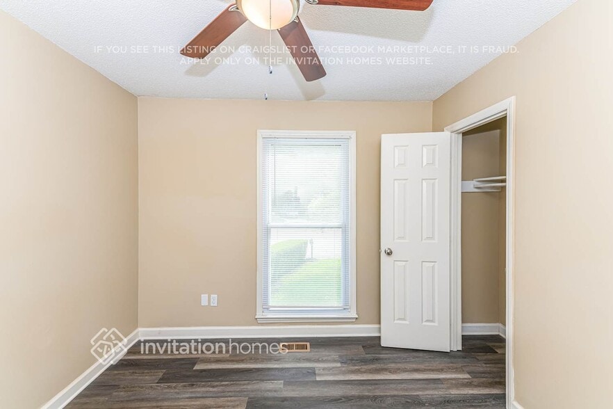 Building Photo - 2704 Kempsford Pl